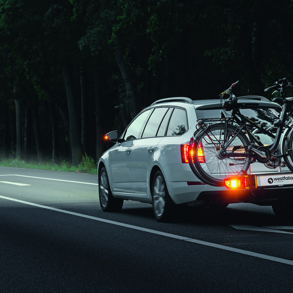 13 pins, Wiring kit vehicle-specific | Ixplor